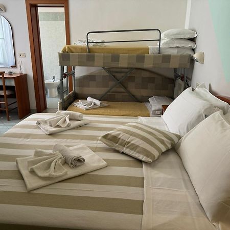 Hotel Villa Caterina Rimini Eksteriør bilde