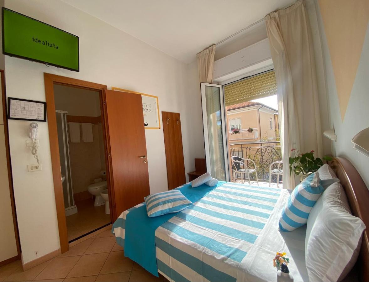 Hotel Villa Caterina Rimini Eksteriør bilde
