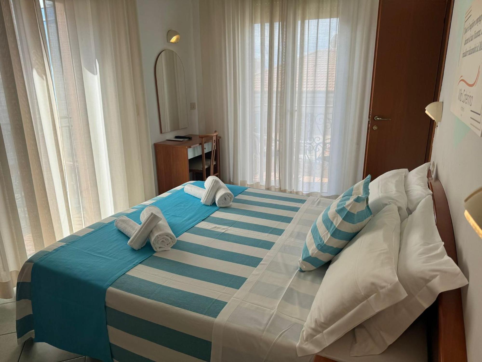 Hotel Villa Caterina Rimini Eksteriør bilde