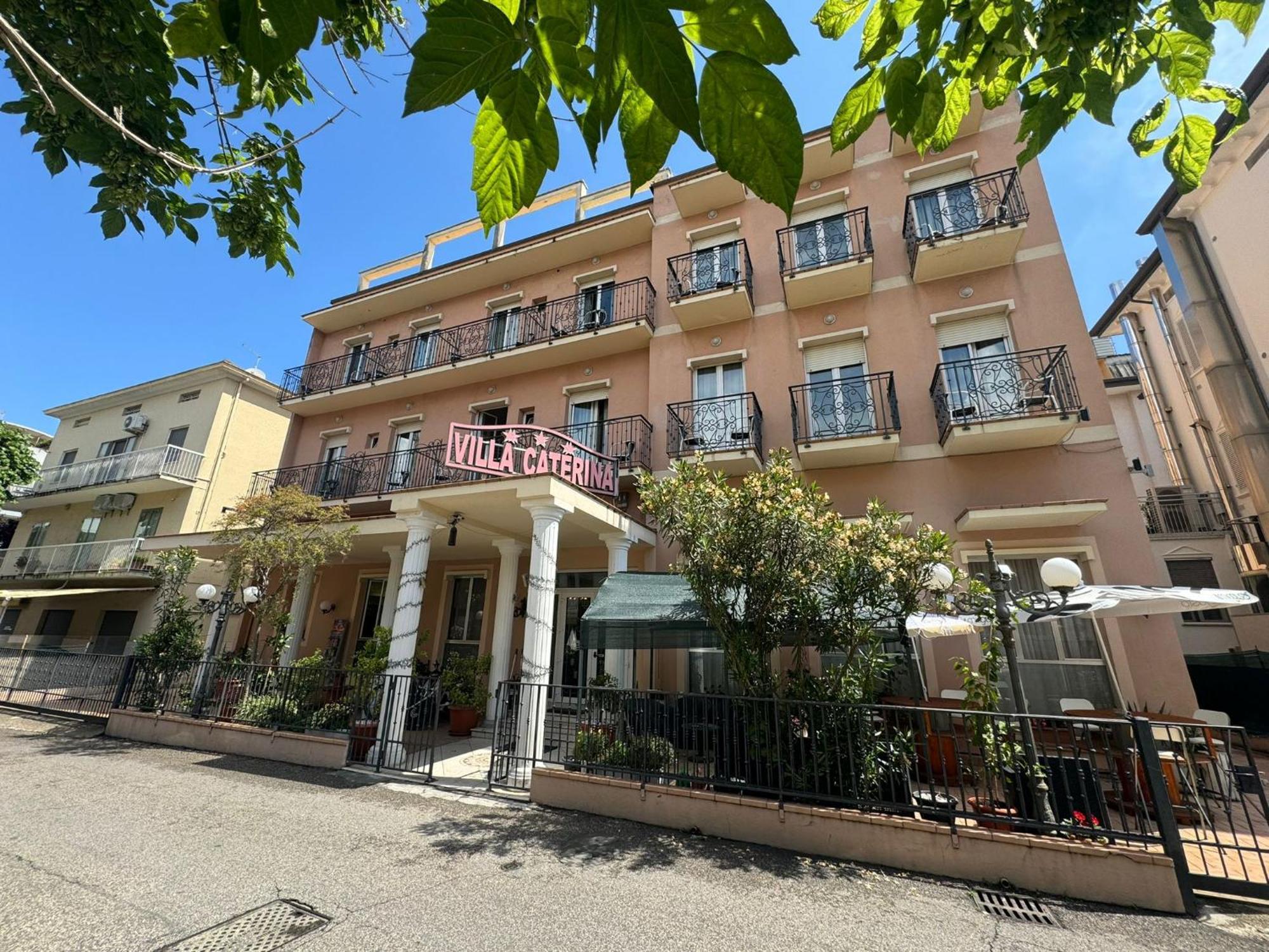 Hotel Villa Caterina Rimini Eksteriør bilde